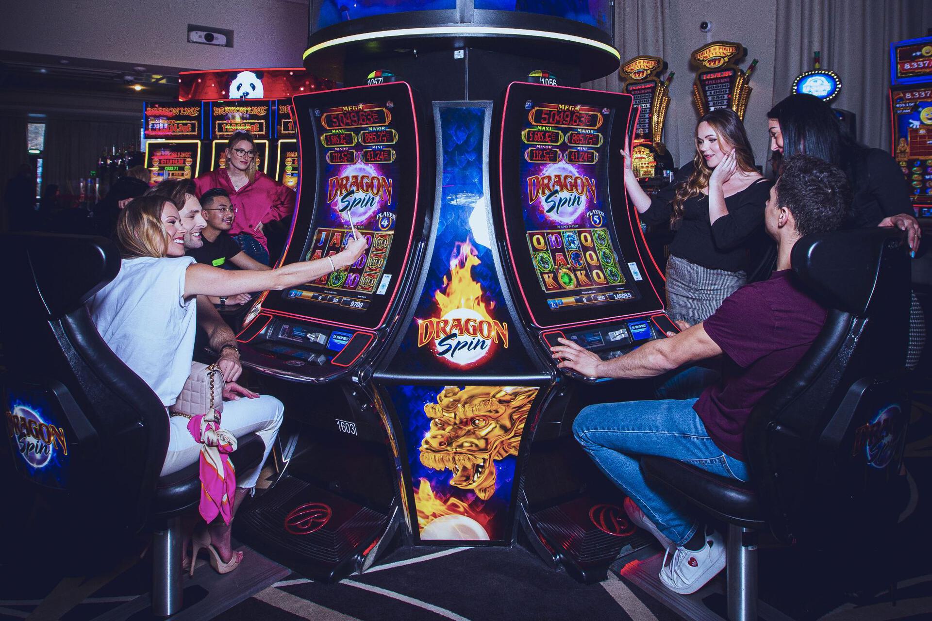 machine à sous multijeux